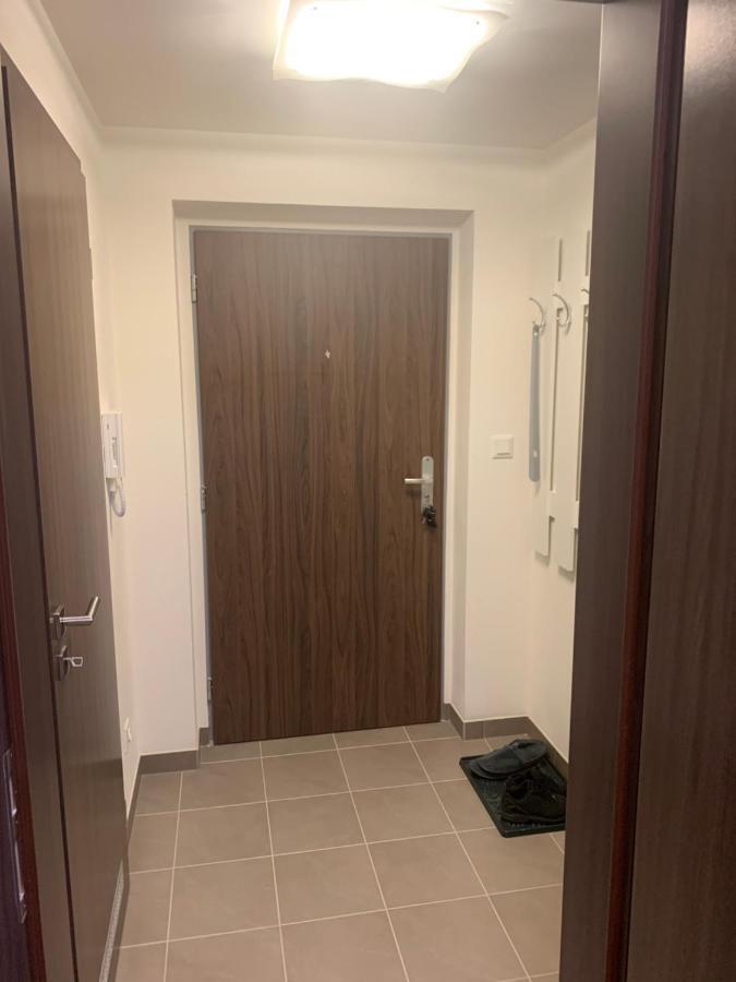 Modern Apartment In The City Center เปิลเซน ภายนอก รูปภาพ